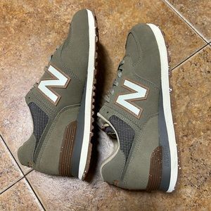 Brand new New Balance sneakers